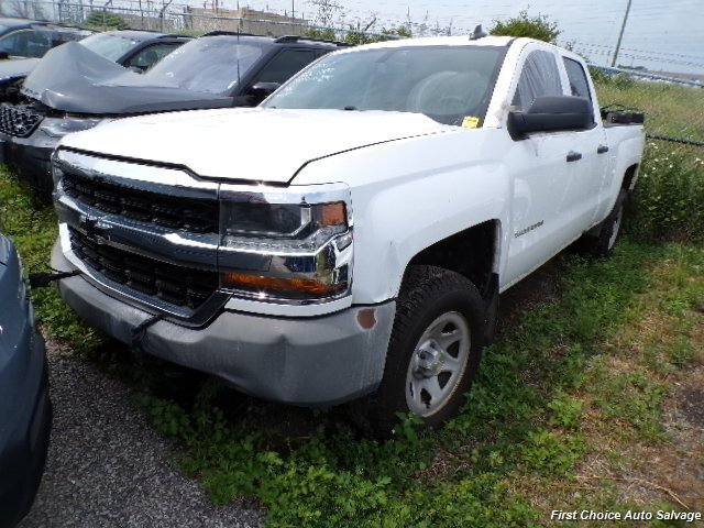 2017 Chevrolet Silverado 1500 LS - Photo 1 - Woodbridge, ON L4L 8L6