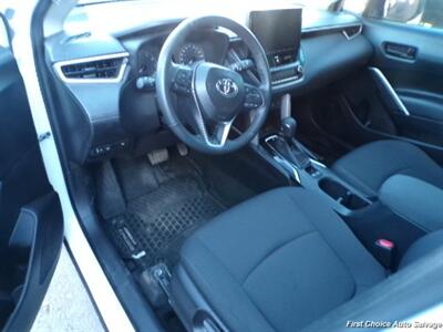 2025 Toyota Corolla Cross - Photo 8 - Woodbridge, ON L4L 8L6