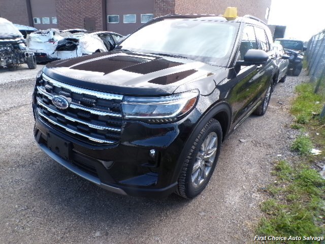 2025 Ford Explorer   - Photo 1 - Woodbridge, ON L4L 8L6