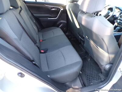 2023 Toyota RAV4 XLE   - Photo 10 - Woodbridge, ON L4L 8L6