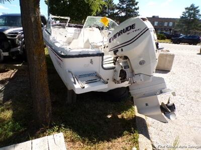 1997 Boston whaler 17 foot boat   - Photo 4 - Woodbridge, ON L4L 8L6