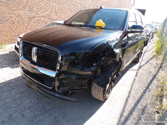 2024 Lincoln Navigator Reserve - Photo 1 - Woodbridge, ON L4L 8L6
