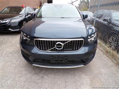 2022 Volvo XC40 T5 Inscription   - Photo 2 - Woodbridge, ON L4L 8L6