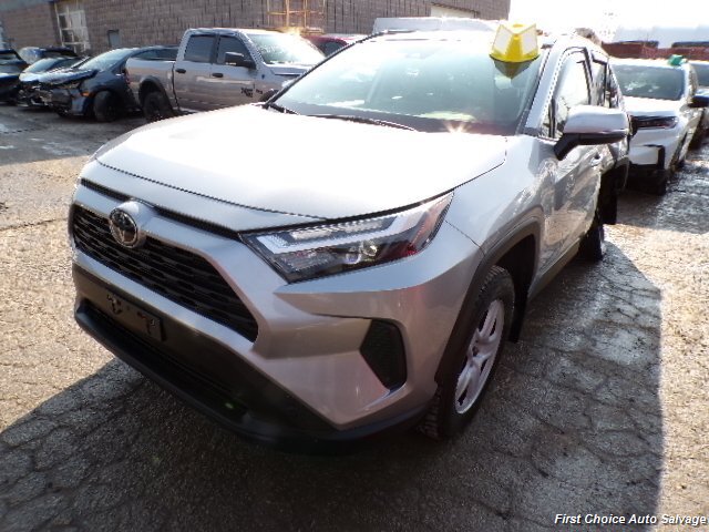 2025 Toyota RAV4   - Photo 1 - Woodbridge, ON L4L 8L6