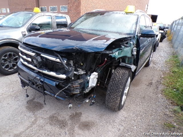 2021 Volkswagen Atlas V6 SEL Premium R-Lin   - Photo 1 - Woodbridge, ON L4L 8L6