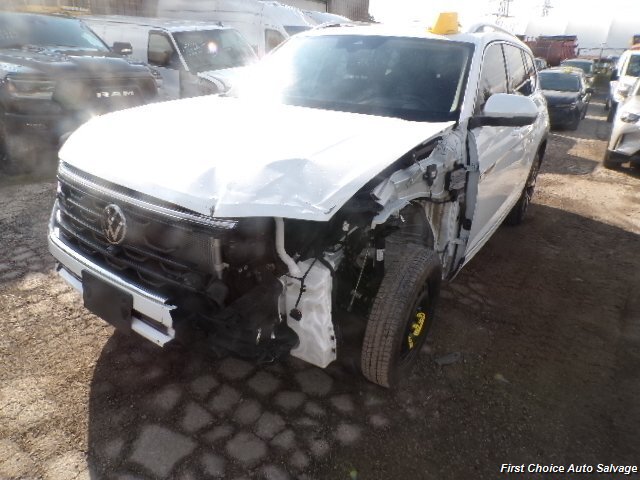 2025 Volkswagen Atlas   - Photo 1 - Woodbridge, ON L4L 8L6