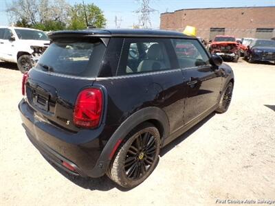 2022 MINI Hardtop 2 Door Cooper SE - Photo 4 - Woodbridge, ON L4L 8L6