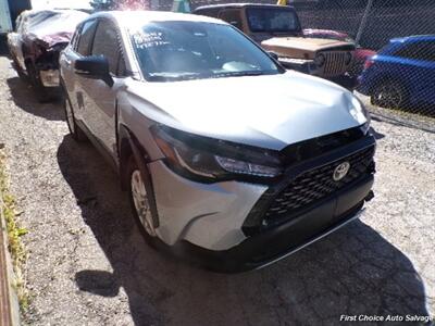 2025 Toyota Corolla Cross - Photo 2 - Woodbridge, ON L4L 8L6