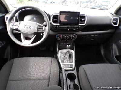 2025 Hyundai VENUE   - Photo 11 - Woodbridge, ON L4L 8L6