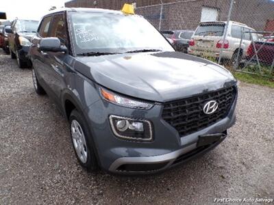 2025 Hyundai VENUE   - Photo 2 - Woodbridge, ON L4L 8L6