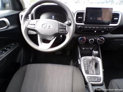 2025 Hyundai VENUE   - Photo 12 - Woodbridge, ON L4L 8L6