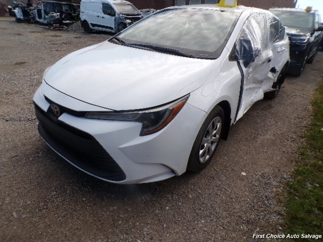 2024 Toyota Corolla LE   - Photo 1 - Woodbridge, ON L4L 8L6
