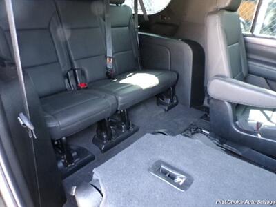 2023 Chevrolet Suburban LT   - Photo 12 - Woodbridge, ON L4L 8L6