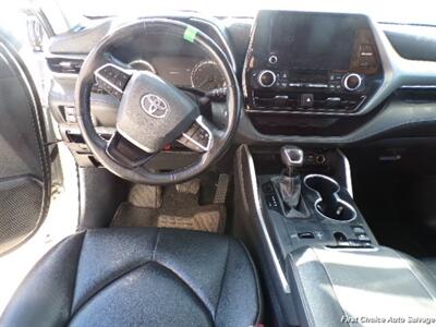 2024 Toyota Highlander Hybrid XLE   - Photo 13 - Woodbridge, ON L4L 8L6