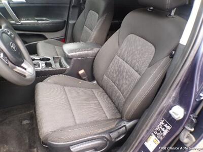 2022 Kia Sportage LX   - Photo 9 - Woodbridge, ON L4L 8L6