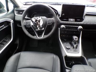 2024 Toyota RAV4 Hybrid XLE   - Photo 12 - Woodbridge, ON L4L 8L6