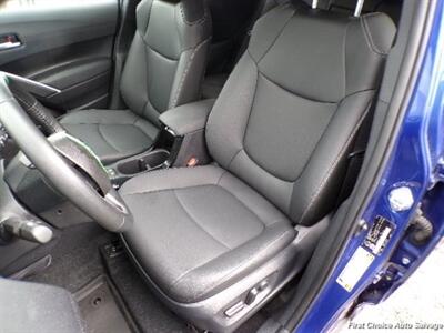 2024 Toyota Corolla Cross XLE   - Photo 9 - Woodbridge, ON L4L 8L6