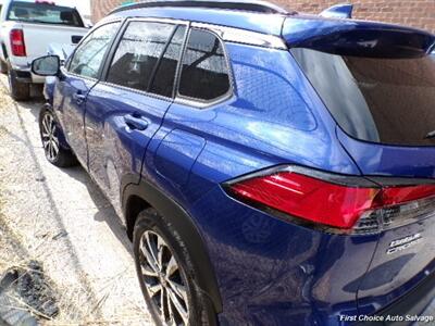 2024 Toyota Corolla Cross XLE   - Photo 6 - Woodbridge, ON L4L 8L6