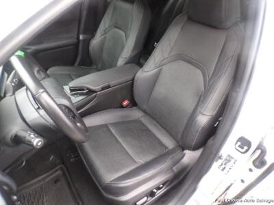 2025 Lexus UX 300h - Photo 9 - Woodbridge, ON L4L 8L6