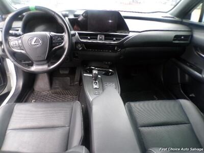 2025 Lexus UX 300h - Photo 11 - Woodbridge, ON L4L 8L6