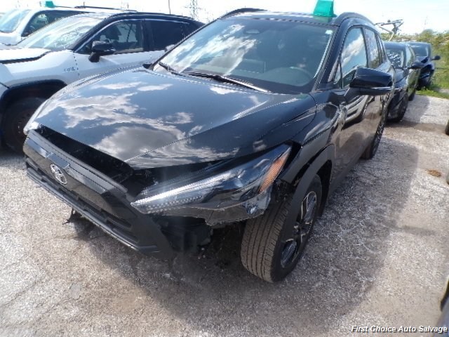 2026 Toyota Corolla Cross Cross   - Photo 1 - Woodbridge, ON L4L 8L6
