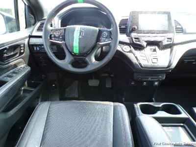 2024 Honda Odyssey Black Edition   - Photo 13 - Woodbridge, ON L4L 8L6