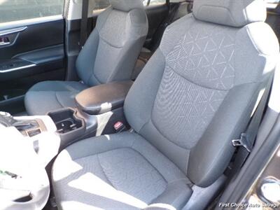 2024 Toyota RAV4 XLE   - Photo 10 - Woodbridge, ON L4L 8L6