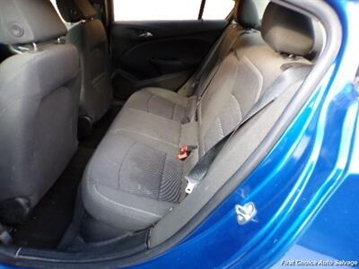 2018 Chevrolet Cruze LT Auto - Photo 9 - Woodbridge, ON L4L 8L6