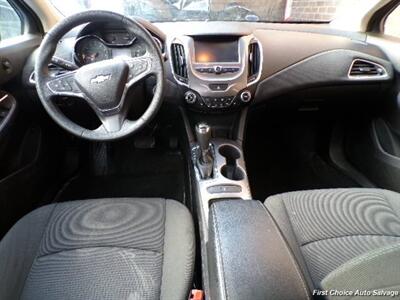 2018 Chevrolet Cruze LT Auto - Photo 10 - Woodbridge, ON L4L 8L6