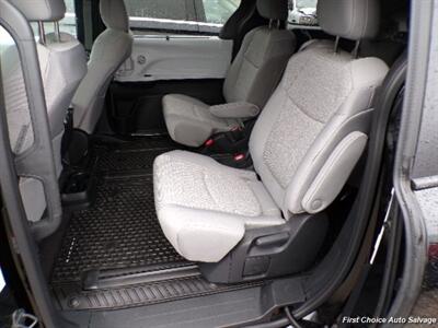 2025 Toyota Sienna   - Photo 11 - Woodbridge, ON L4L 8L6
