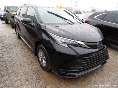 2025 Toyota Sienna   - Photo 3 - Woodbridge, ON L4L 8L6