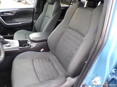 2023 Toyota RAV4 Hybrid SE   - Photo 9 - Woodbridge, ON L4L 8L6