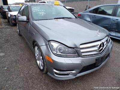 2012 Mercedes-Benz C 300 Luxury 4MATIC   - Photo 2 - Woodbridge, ON L4L 8L6