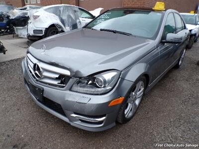 2012 Mercedes-Benz C 300 Luxury 4MATIC   - Photo 1 - Woodbridge, ON L4L 8L6