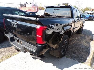 2024 Toyota Tacoma - Photo 4 - Woodbridge, ON L4L 8L6