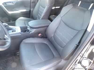 2025 Toyota RAV4   - Photo 9 - Woodbridge, ON L4L 8L6