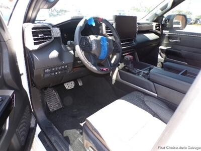 2025 Toyota Tundra   - Photo 9 - Woodbridge, ON L4L 8L6