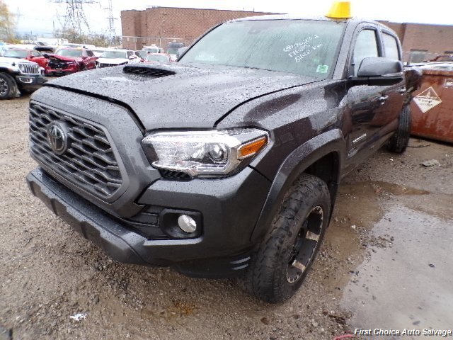 2023 Toyota Tacoma TRD Off-Road   - Photo 1 - Woodbridge, ON L4L 8L6