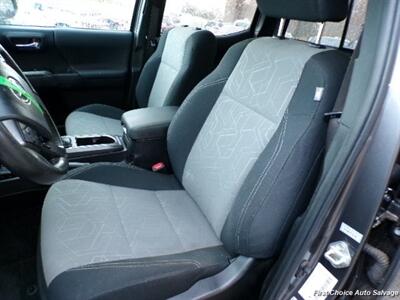 2023 Toyota Tacoma TRD Off-Road   - Photo 8 - Woodbridge, ON L4L 8L6