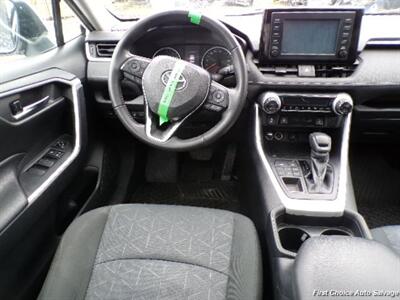 2020 Toyota RAV4 XLE   - Photo 12 - Woodbridge, ON L4L 8L6