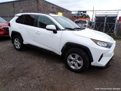 2020 Toyota RAV4 XLE   - Photo 3 - Woodbridge, ON L4L 8L6