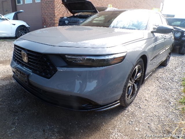 2025 Honda Accord Hybrid TOURING   - Photo 1 - Woodbridge, ON L4L 8L6