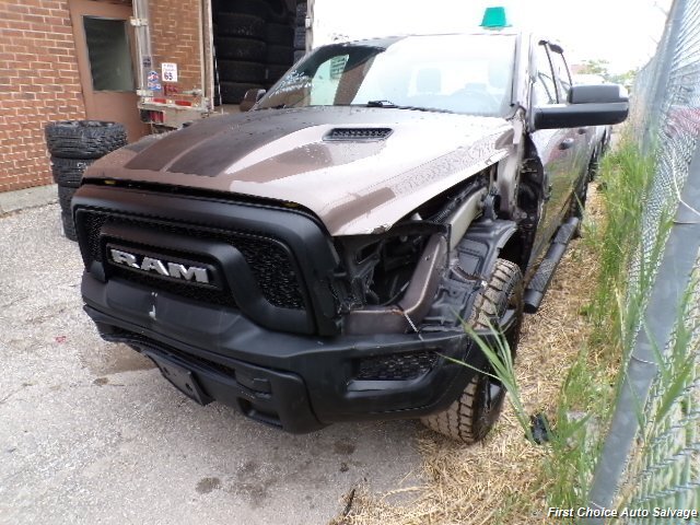 2021 RAM 1500 Classic SLT - Photo 1 - Woodbridge, ON L4L 8L6