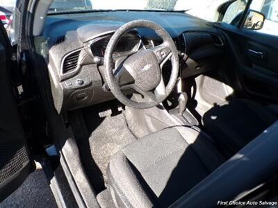 2019 Chevrolet Trax LS   - Photo 8 - Woodbridge, ON L4L 8L6