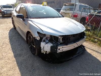 2018 Toyota Camry XSE   - Photo 2 - Woodbridge, ON L4L 8L6