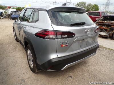 2026 Toyota Corolla Cross Cross - Photo 6 - Woodbridge, ON L4L 8L6