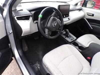 2026 Toyota Corolla Cross Cross - Photo 9 - Woodbridge, ON L4L 8L6
