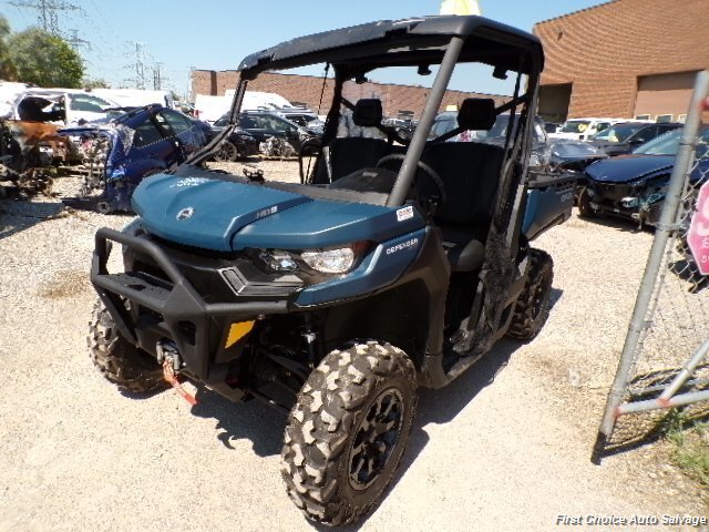 2025 Can-Am Defender XT HD9   - Photo 1 - Woodbridge, ON L4L 8L6