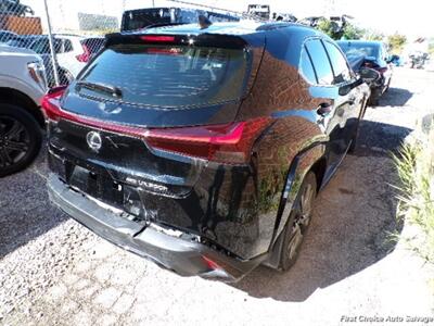2025 Lexus UX 300h   - Photo 4 - Woodbridge, ON L4L 8L6