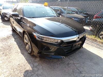 2019 Honda Accord Touring   - Photo 2 - Woodbridge, ON L4L 8L6